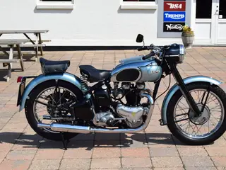 Triumph Tiger 100 Classic Bike