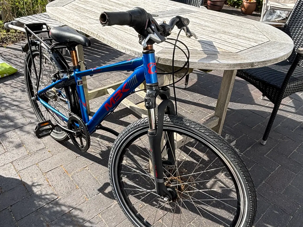 Billede 3 - Børnecykel 24” blå - MBK Mud XP