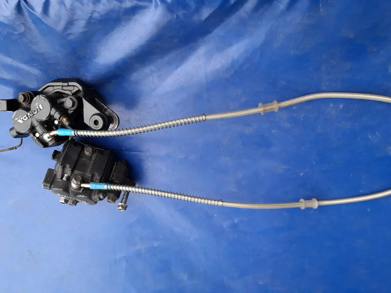 Billede 6 - Honda VF 700 Magna RC21 Dele