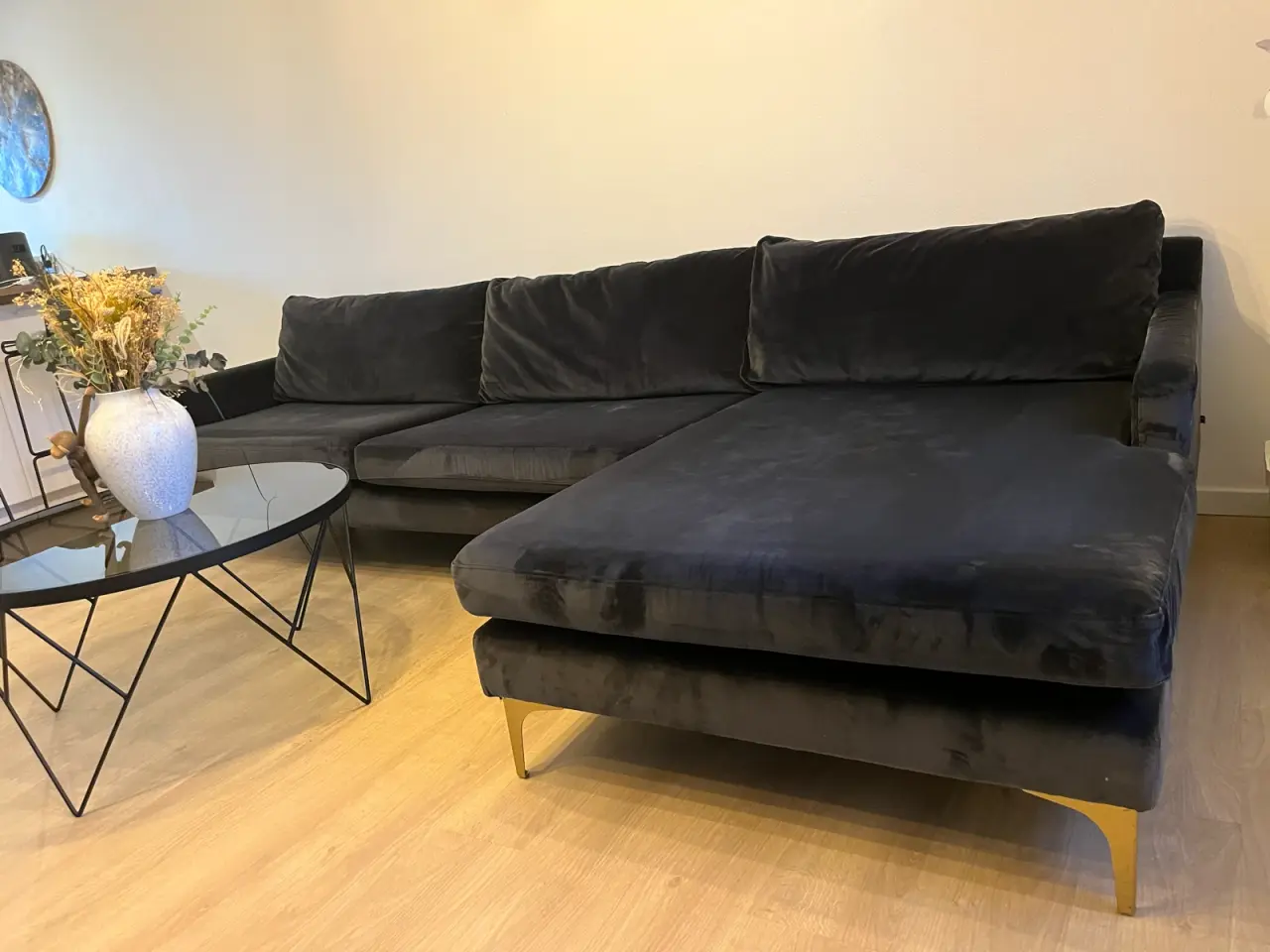 Billede 3 - Smuk chaiselong sofa i sort velour