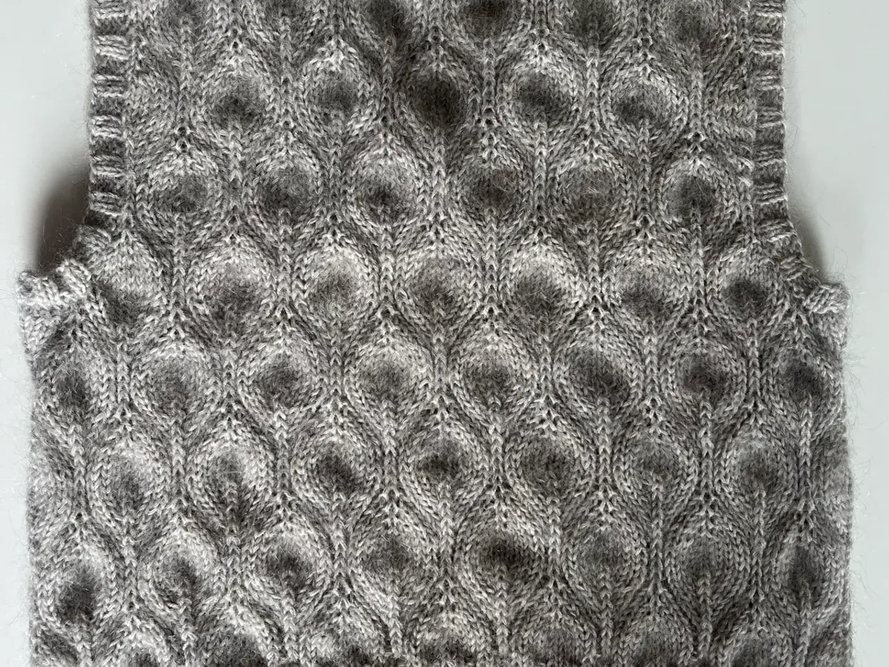 Billede 2 - Håndstrikket slipover fra Knitting for Olive
