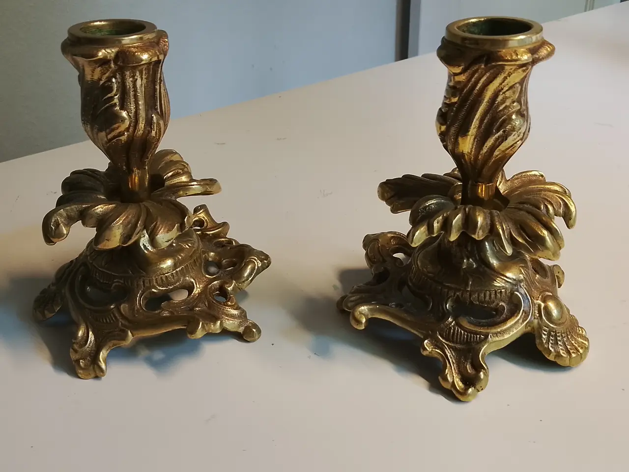 Billede 3 - Rokoko lysestager i messing 12 cm høj