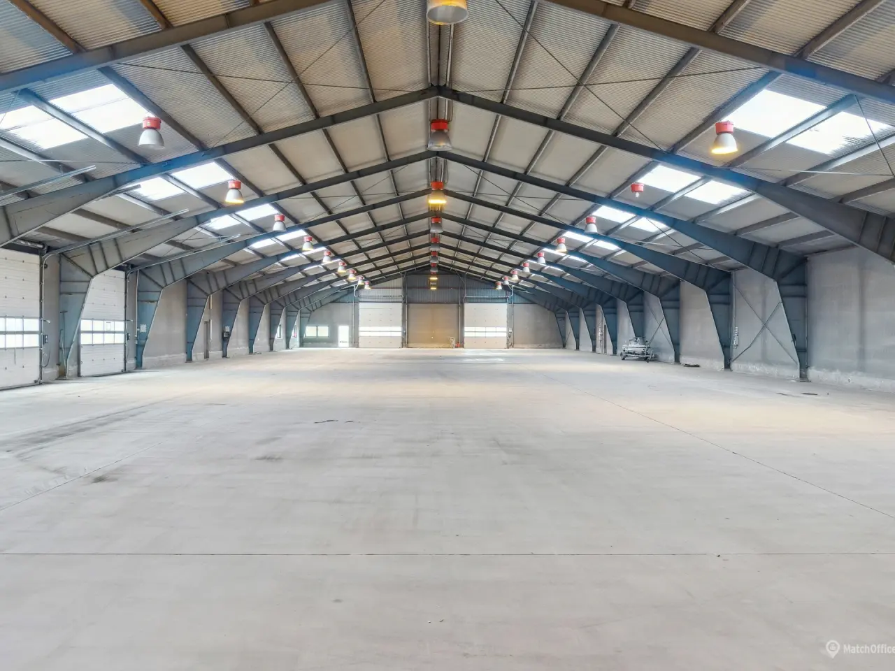 Billede 14 - 2.080 m2 logistiklejemål med 6 porte og en loftshøjde på 8 m. beliggende i Hvidovre.
