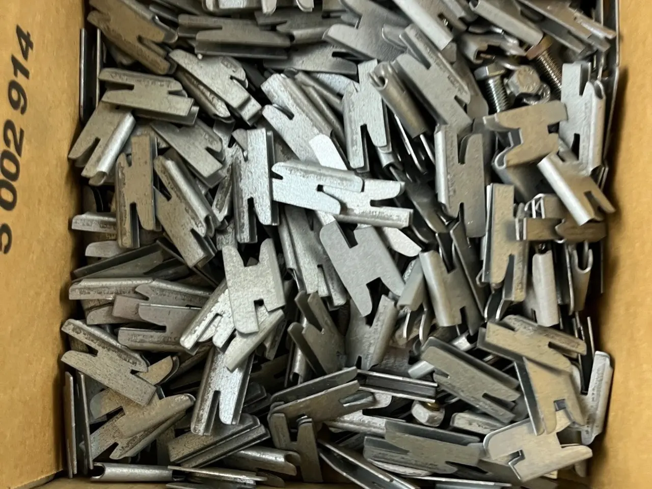 Billede 1 - parti Of Steel Mounting Clips Brackets Hardware