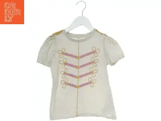 T-shirt med Cirkus Summarum-motiv fra Name It (str. 122)