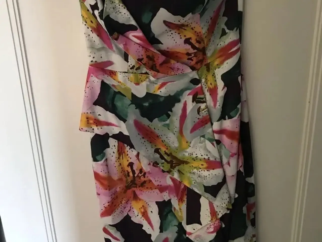 Billede 4 - Smuk Karen Millen kjole