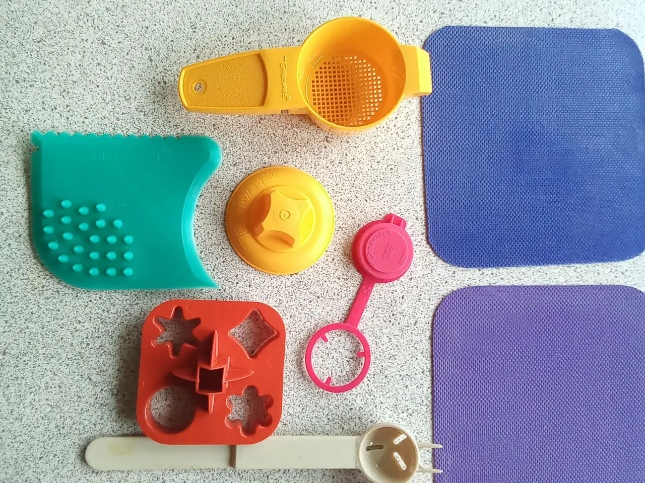 Billede 1 - Små tupperware ting