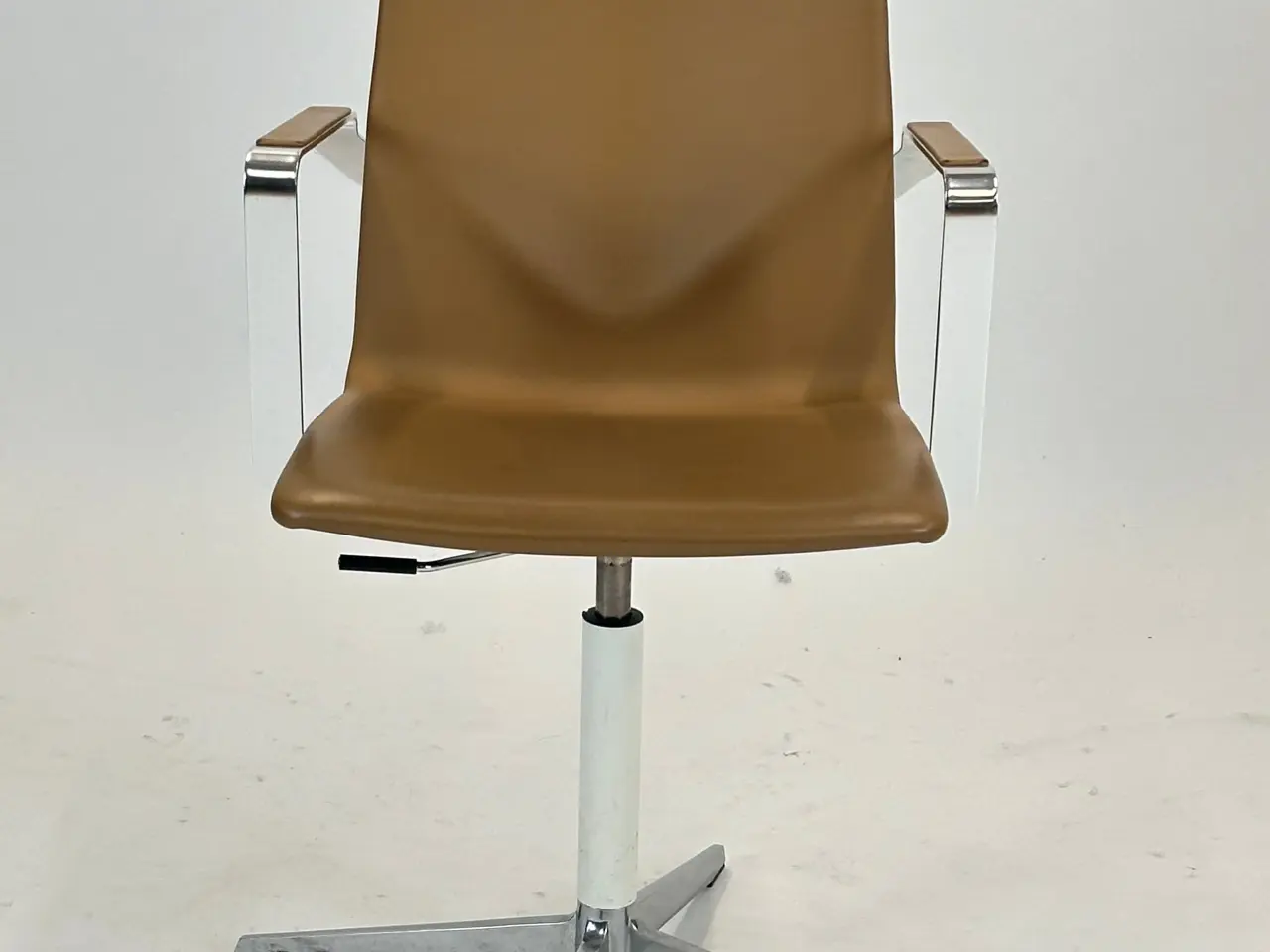 Billede 3 - Four Design 4-Cast XL Stol – Lysebrun Krom Stel
