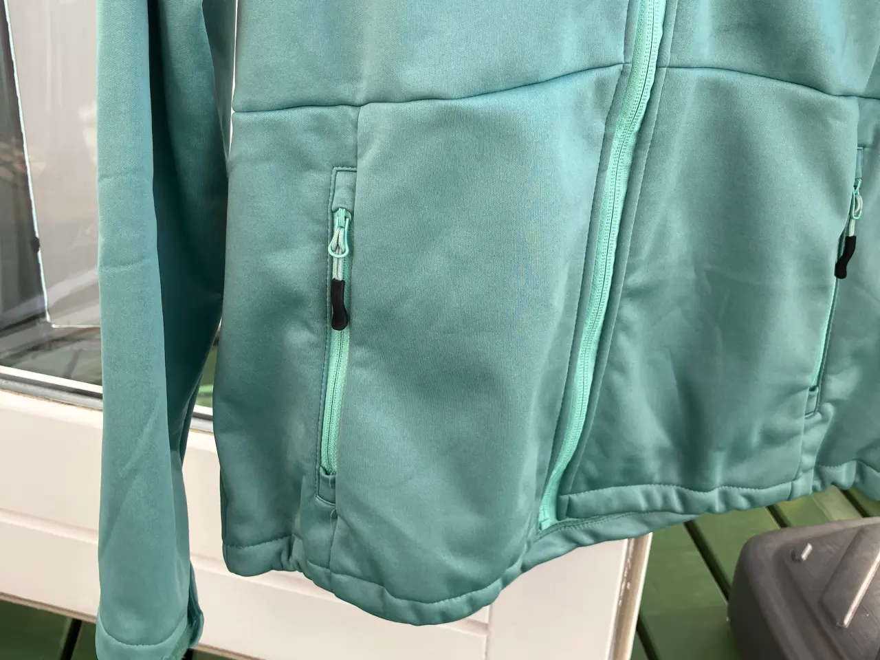Billede 5 - Ny flot støvet turkisgrøn softshell jakke, 3-lags