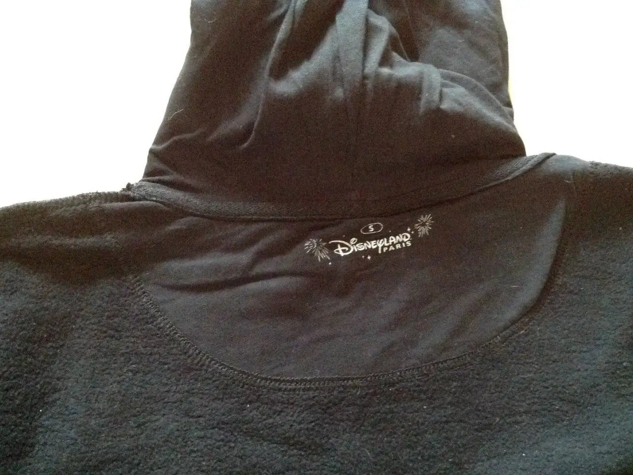 Billede 3 - Disneyland trøje, str: S, 75kr