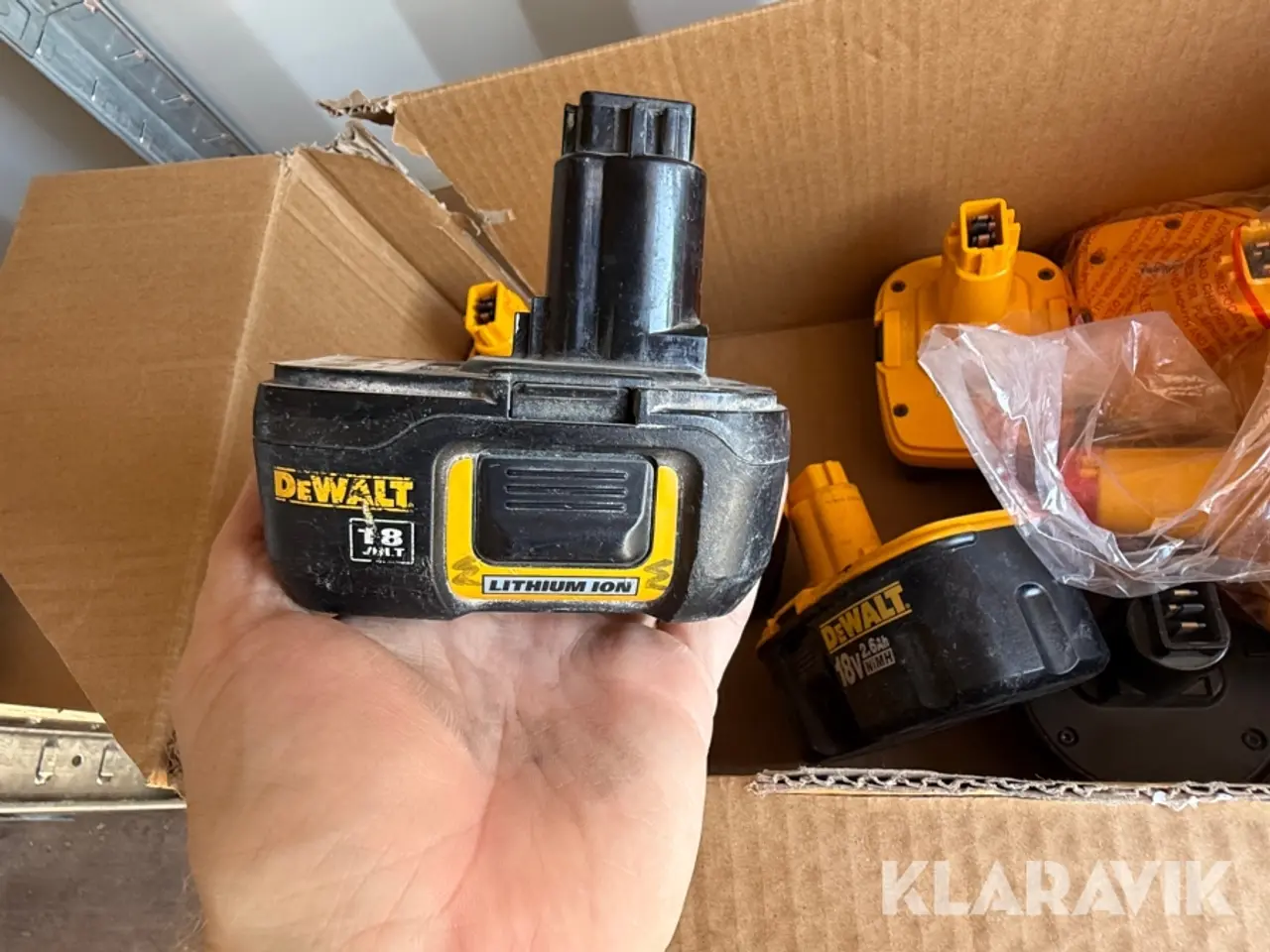 Billede 5 - Batterier og oplader DeWALT 18 V