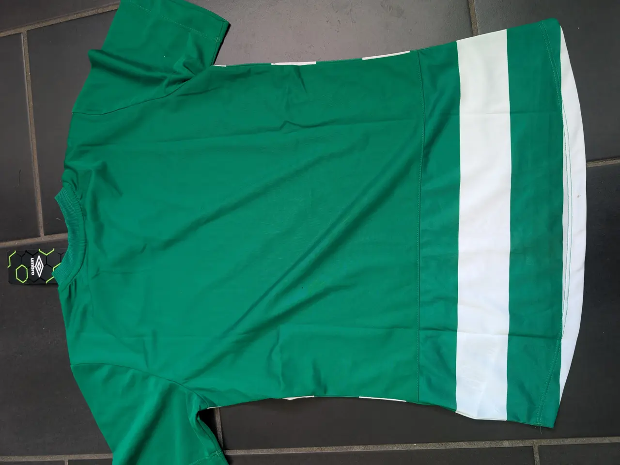 Billede 2 - Umbro Sportstrøje