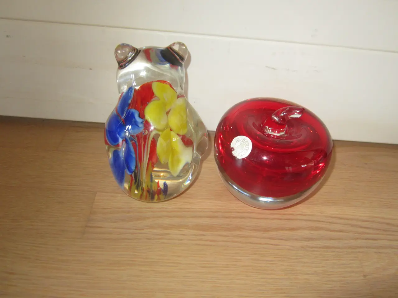 Billede 2 - Rigtig flotte glas figurer, bl.a. et rødt æble se 