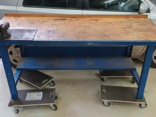 Blika bord