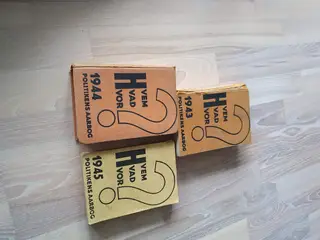 Hvem Hvad Hvor årbog - 1943, 1944, 1945