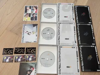 Stray Kids Go album bundle