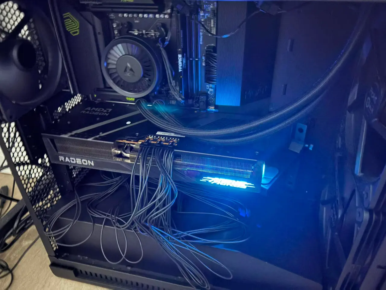 Billede 2 - RX 9070 XT Aorus