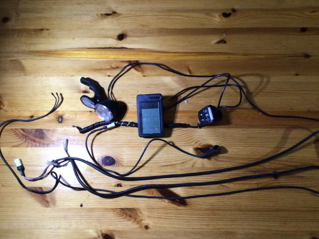 Billede 3 - Bafang centermotor  med ledningsnet 