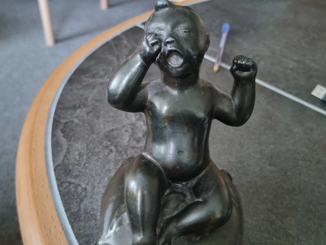 Billede 1 - Grædende dreng, Bronze