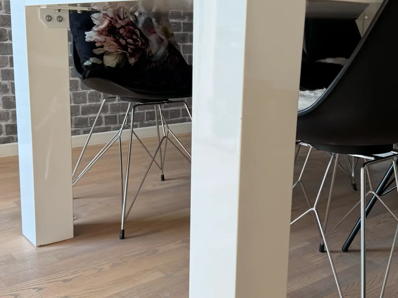 Billede 4 - ILVA højglans spisebord, 8-10 personer