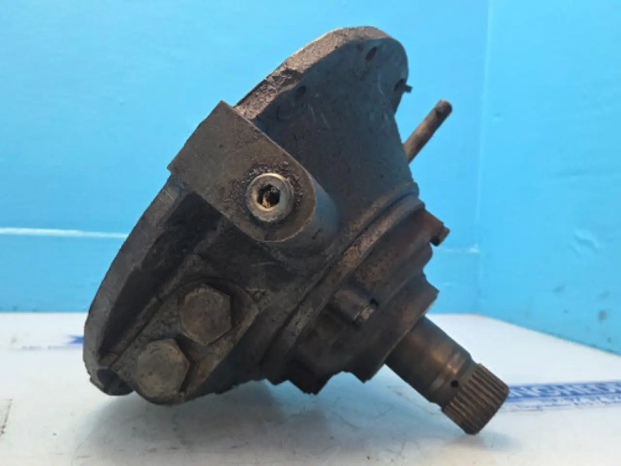 Billede 10 - Ford 550 Hus D8NN7N075AA