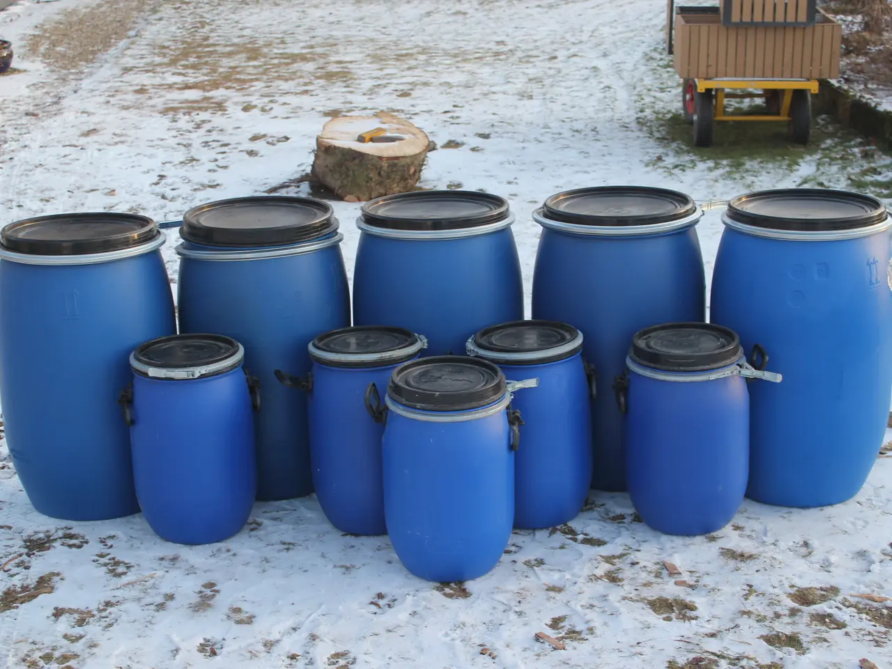Billede 1 - Plast tønder 30og 110 L