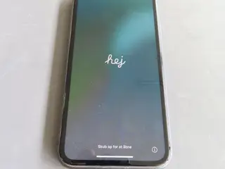 Smartphone APPLE iPhone 11 64GB