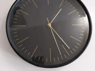Vægur sort 30 cm