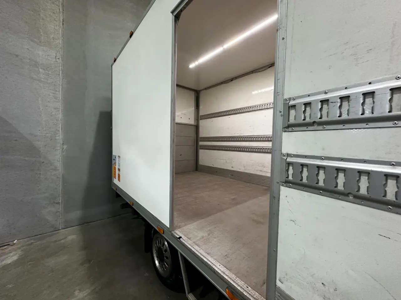 Billede 13 - Iveco Daily 3,0 35C17 Alukasse m/lift AG8