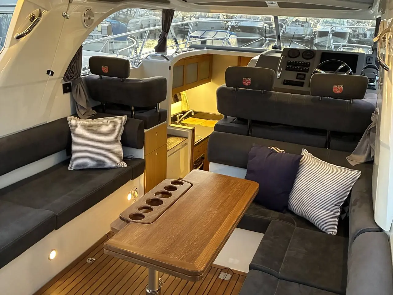 Billede 12 - Marex 310 Suncruiser - 300 HK Diesel/Udstyr