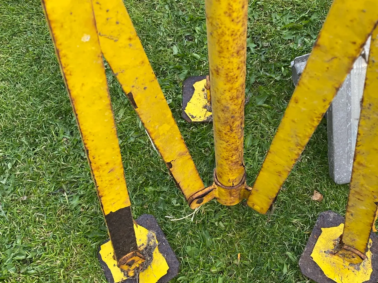 Billede 2 - Projektør og stativ 