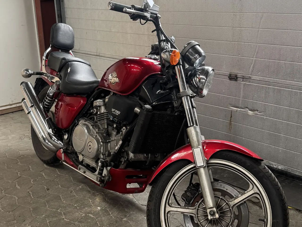Billede 3 - Honda VF750 Custom