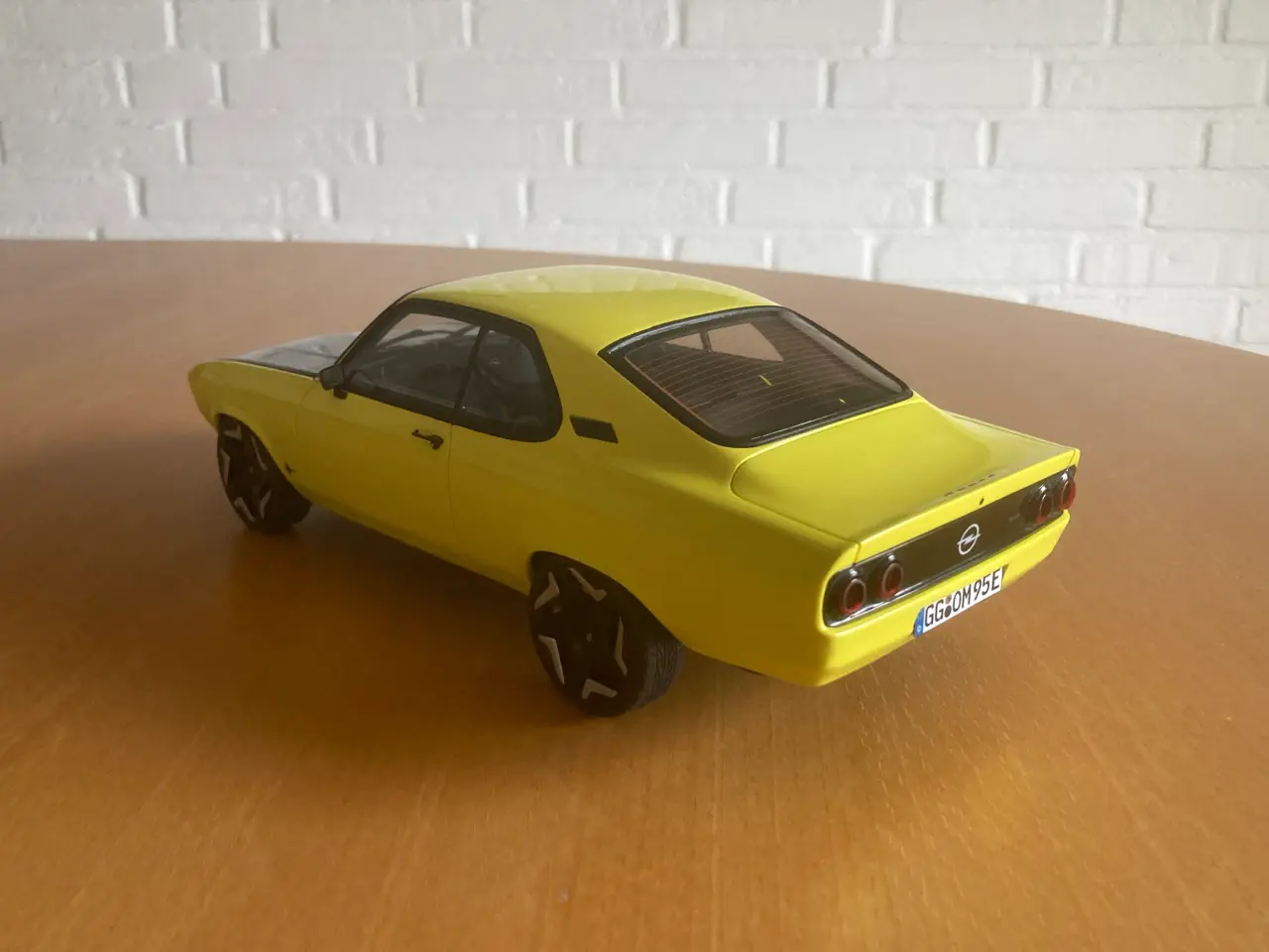 Billede 4 - Opel Manta 1:18