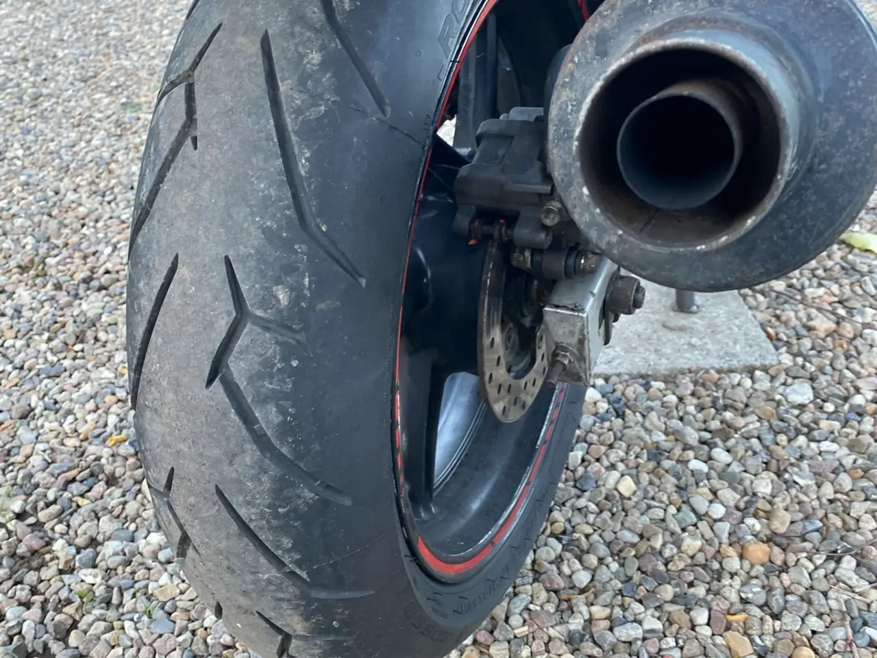Billede 9 - Honda CBR 600 F – Velkørende sportstouring