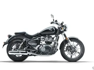Royal Enfield Super Meteor 650 Astral