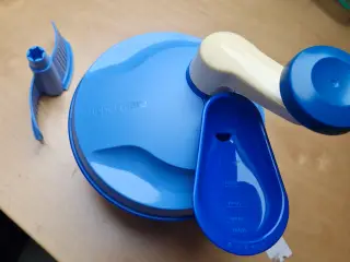 Tupperware hakker og pisker
