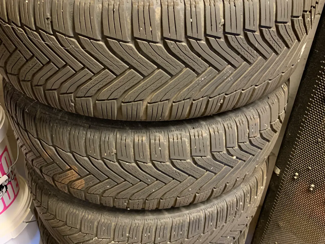 Billede 4 - Michelin vinterdæk 215/65R16