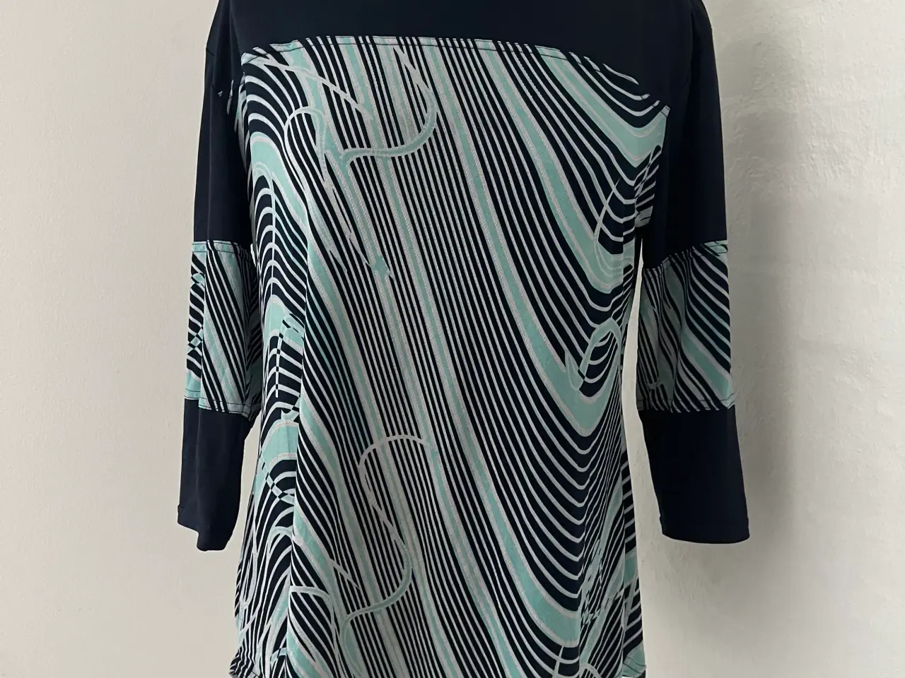 Billede 1 - Bluse str.40