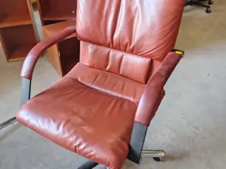 Kontorstol VITRA Figura