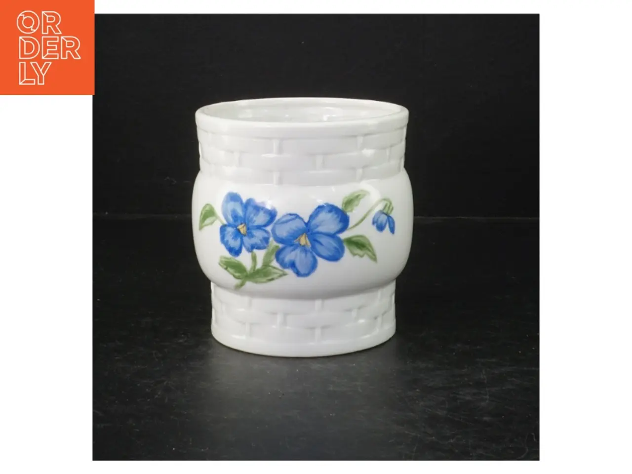 Billede 1 - Porcelænskrukke med blomstermotiv (str. Ø. 11 cm. længde, 12 cm)