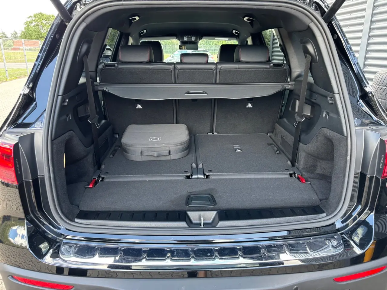 Billede 7 - Mercedes EQB250+ AMG Line 7prs