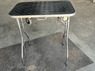 Trimmebord Tholo f. små og mellemstore hunde