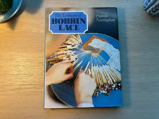 The Technique of BOBBIN LACE
