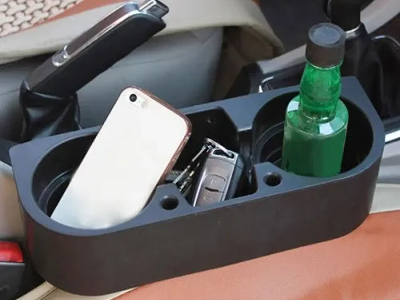Billede 2 - Kopholder til bilen