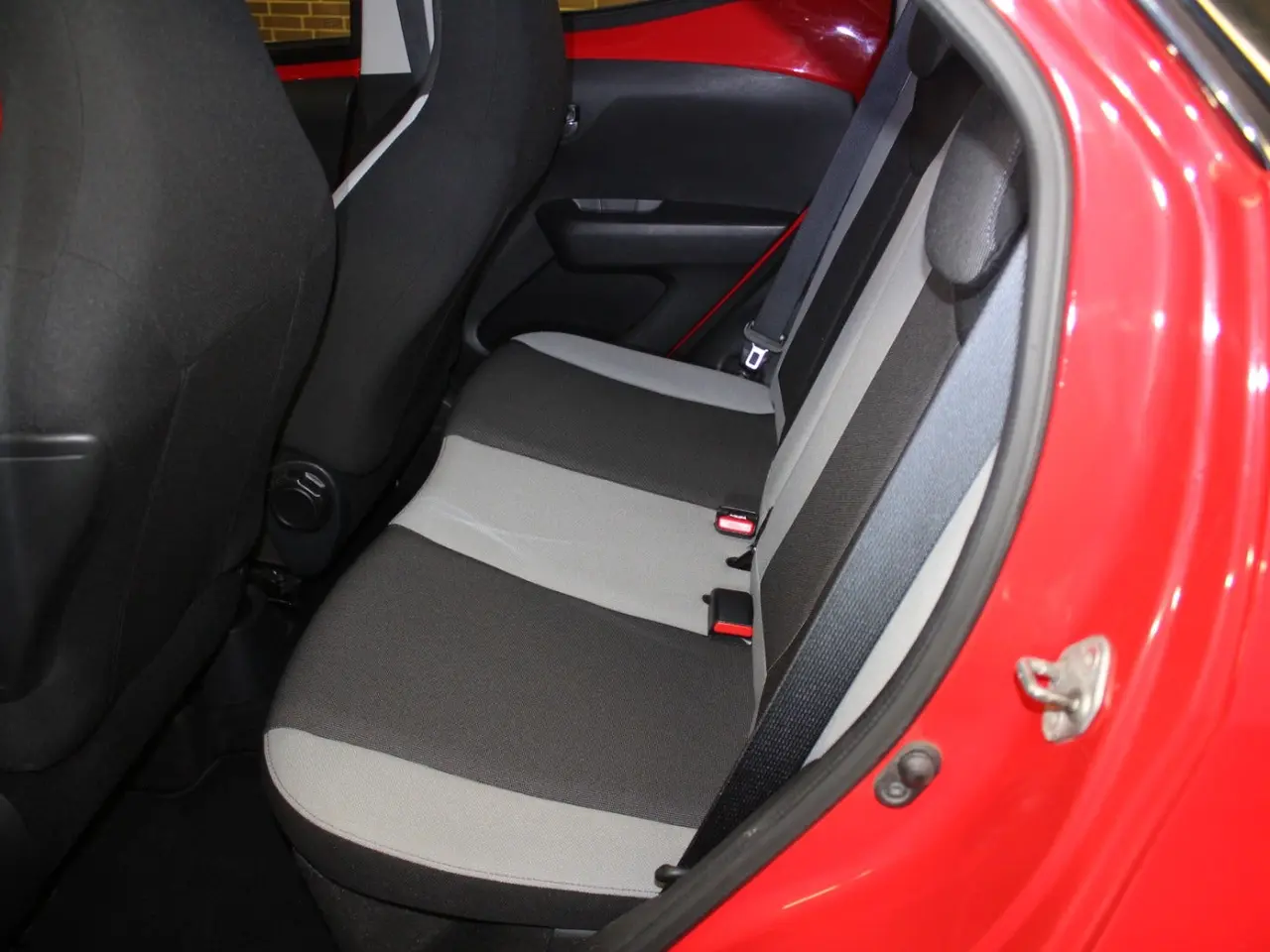 Billede 8 - Toyota Aygo 1,0 VVT-i x-wave Sky