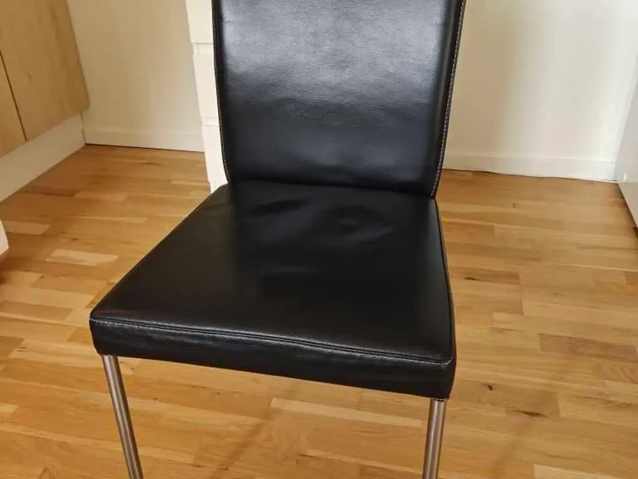 Billede 1 - Spisebordstole i læder 6 stk.