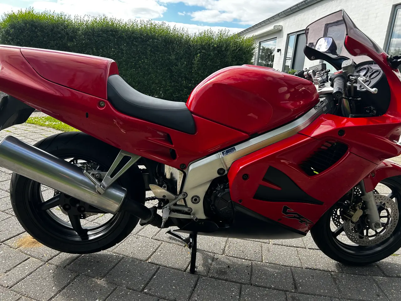 Billede 1 - Utrolig velholdt VFR 750