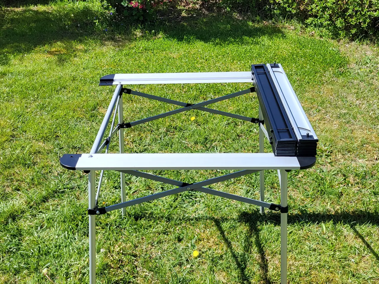 Billede 4 - Aluminiums foldebord med lameller