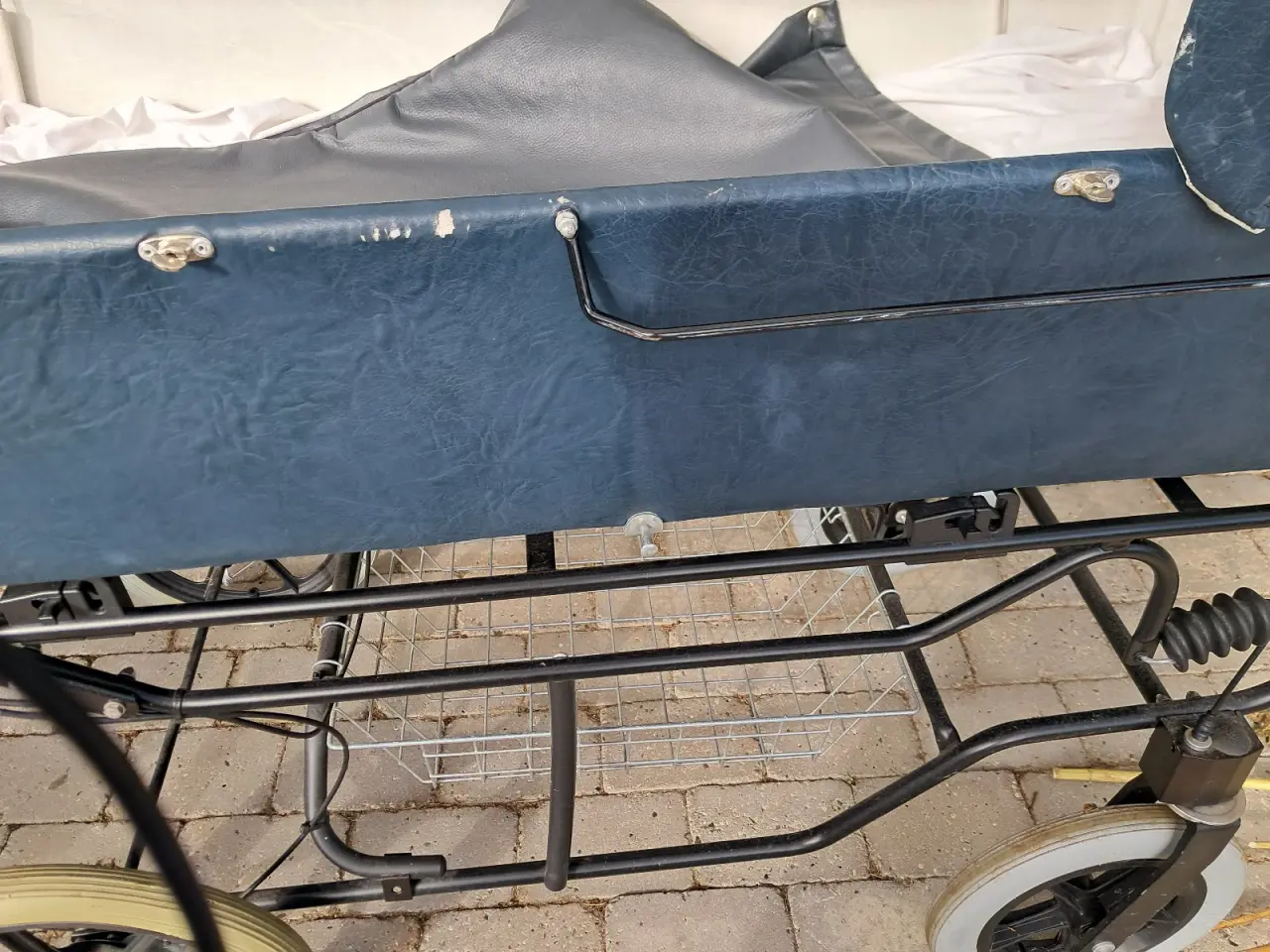 Billede 2 - Special barnevogn m ekstra langt liggemål. 140x65