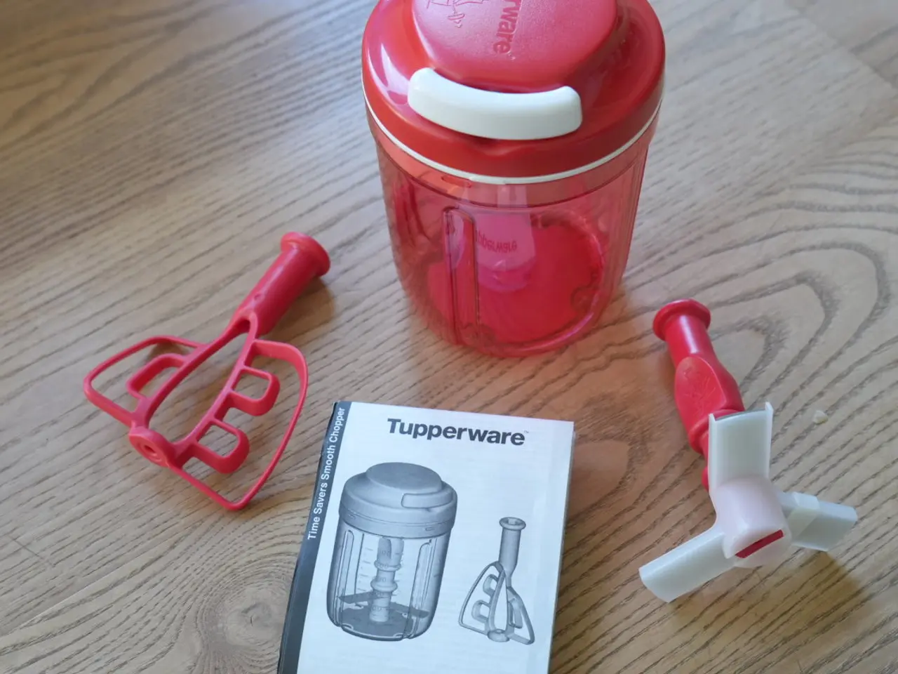 Billede 1 - Tupperware manuel hakker/blender med låg